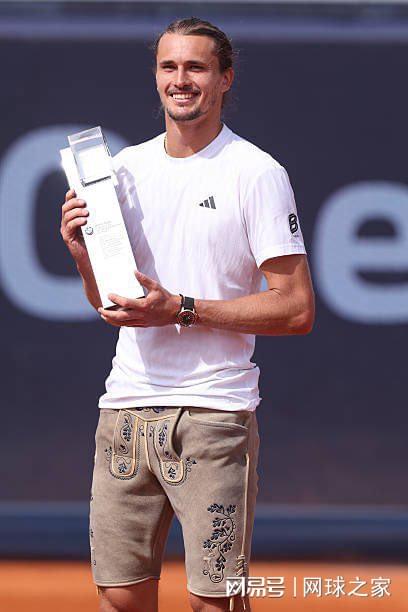 赛会冠军兹, 跻身个人排