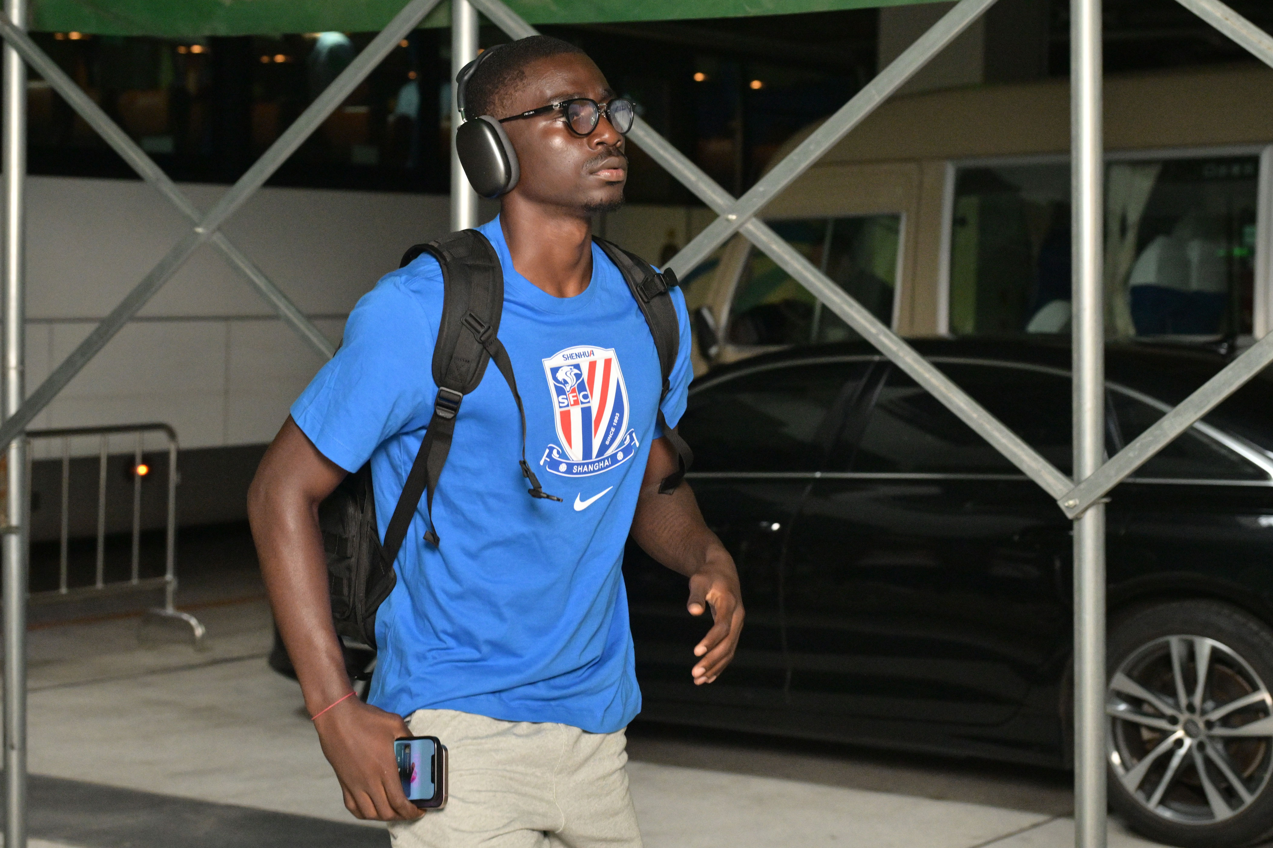 已因违规使, 被要求连夜